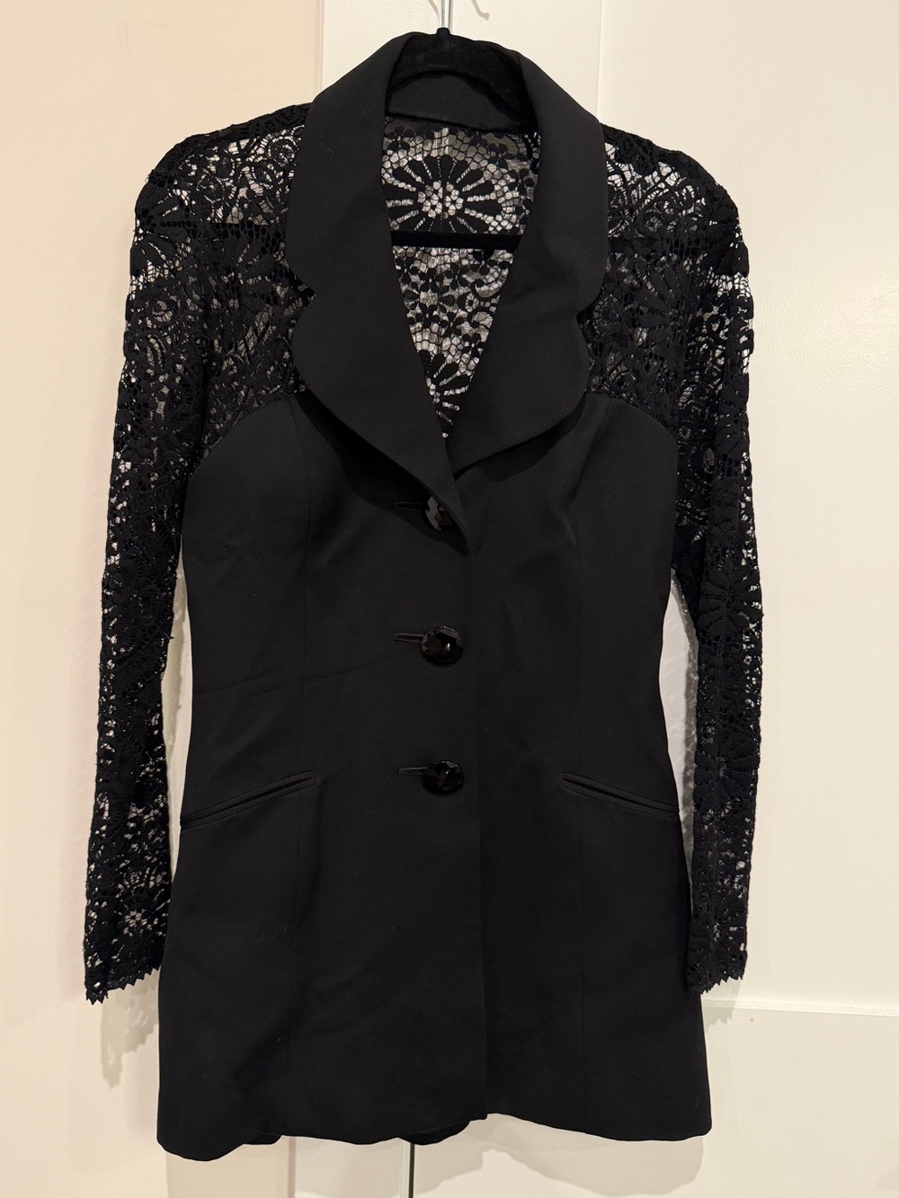GIANFRANCO FERRE Black Lace Mixed Media Button Front Blazer Sz 2 Quiet Luxury
